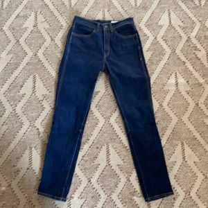 Size 25 Imogene and Willie Josette jeans.